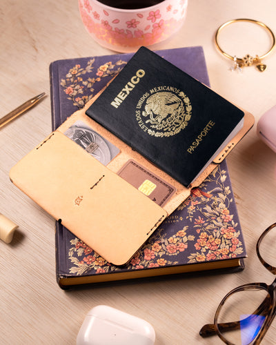 Porta Pasaporte Midori